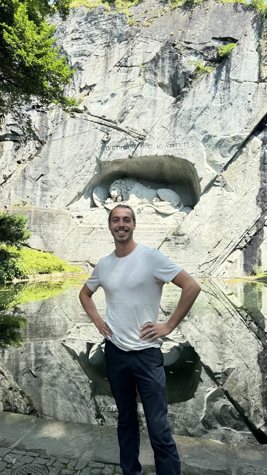 A moment at a monument